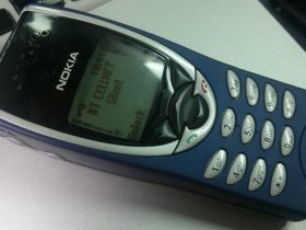 Nokia 8210