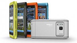 Nokia N8 smart phone with five differenc colours and a 12 megapixel camera - Image by: Nokia